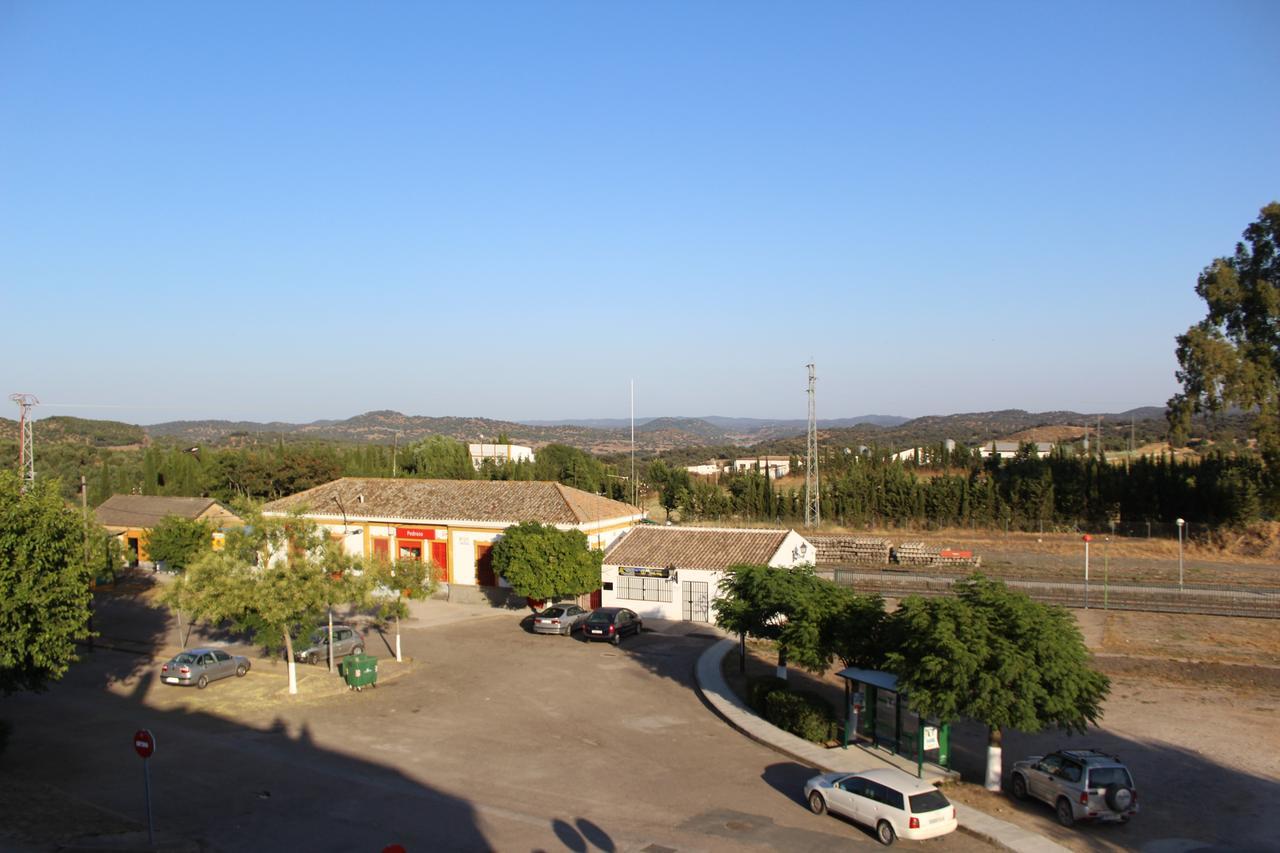 Hotel Entreolivos El Pedroso Exteriér fotografie